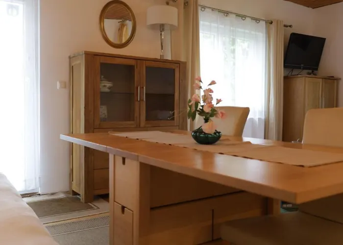 Zum Attersee * Lenzing