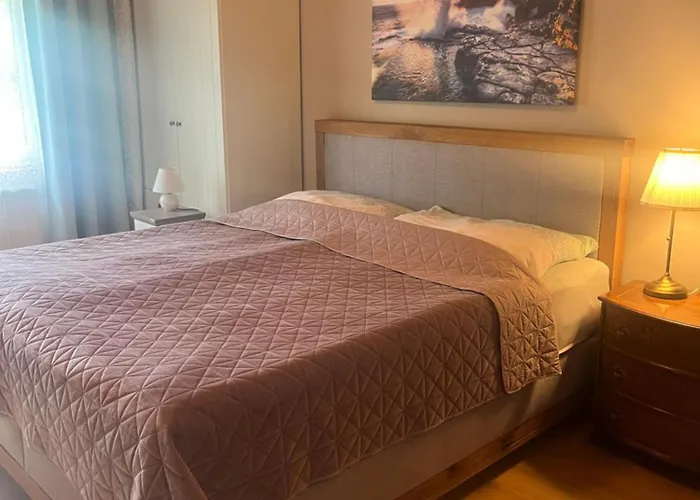 Zum Attersee Lenzing